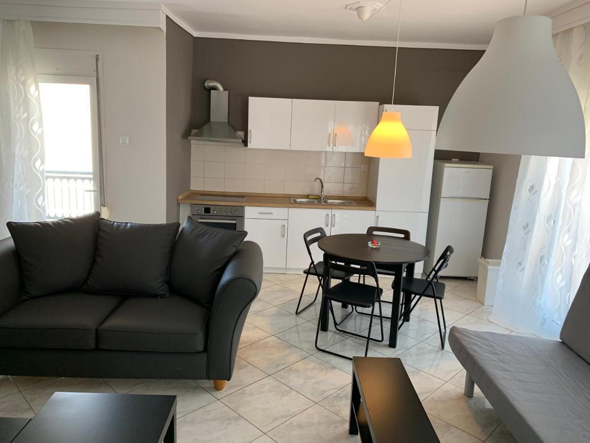 Apartment 30M From The Sea Солун Екстериор снимка